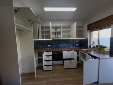 Remodelação de cozinha contemporânea Remodelação de cozinha contemporânea – Superliminare, Portimão